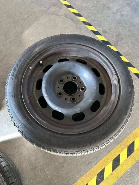 BMW1 6787929 lemezfelni [2db] + 195/55R16 87H Pirelli tli